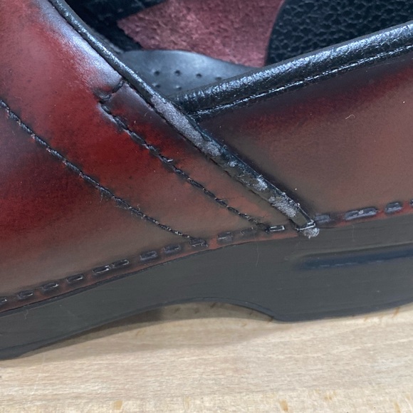 Dansko Professional Clogs Women's Size 38 US 7.5 - 8 Red Leather Slip on Shoes - Picture 4 of 10